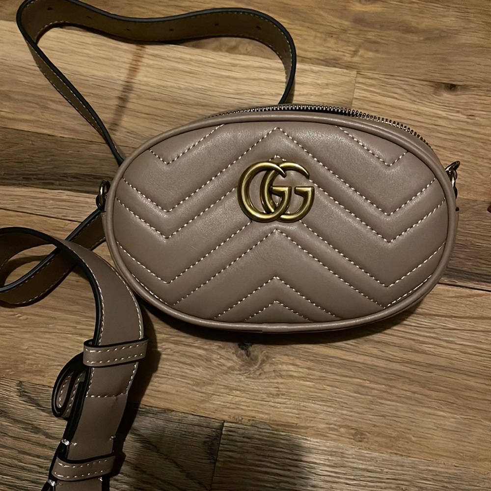 Gucci belt purse